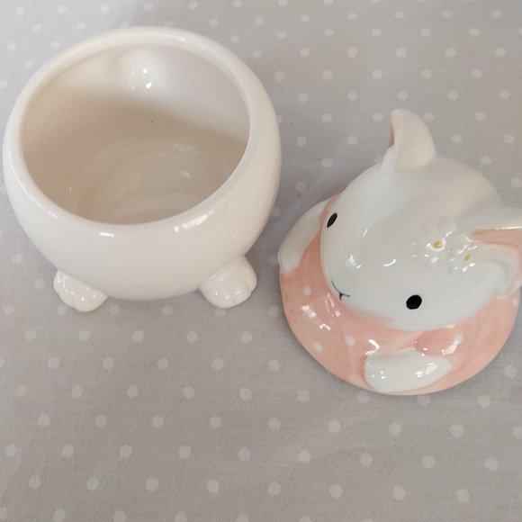 10 Strawberry Street Small Ceramic Chubby Rabbit Jar - Picture 7 of 7